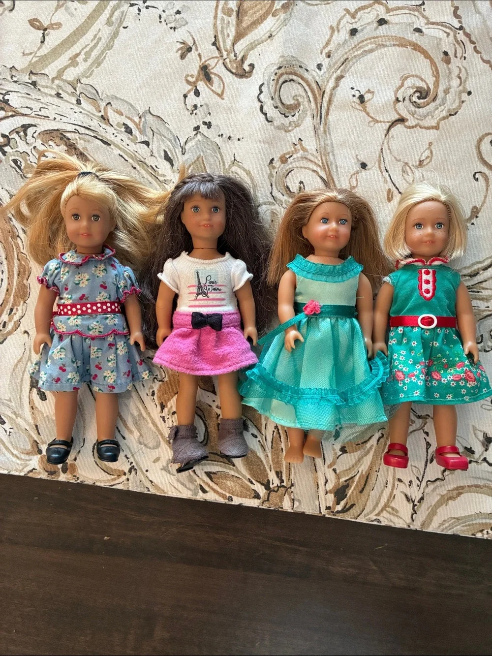 American Girl, set of 4 dolls.